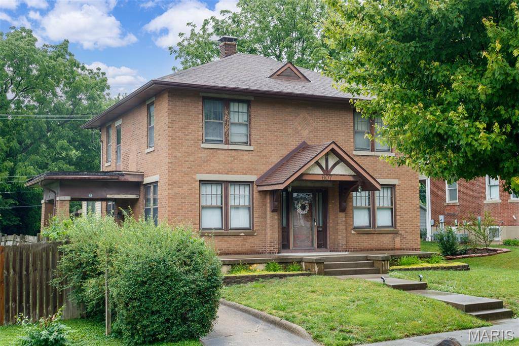 Highland, IL 62249,607 9th ST