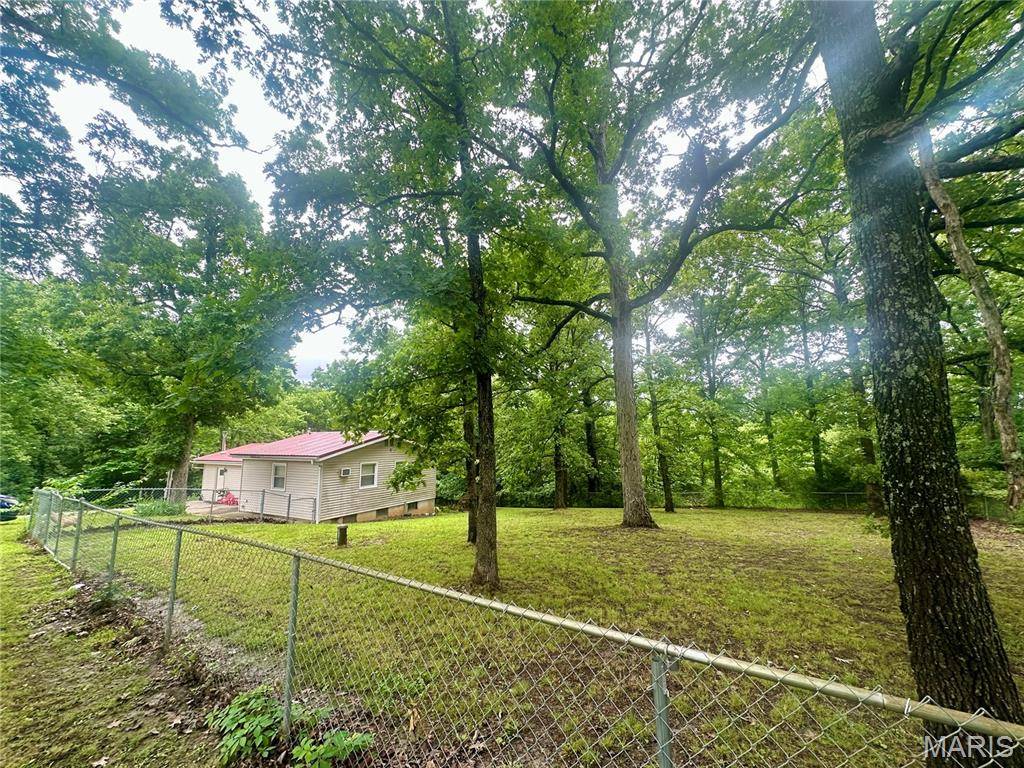 St James, MO 65559,19040 State Route Ee