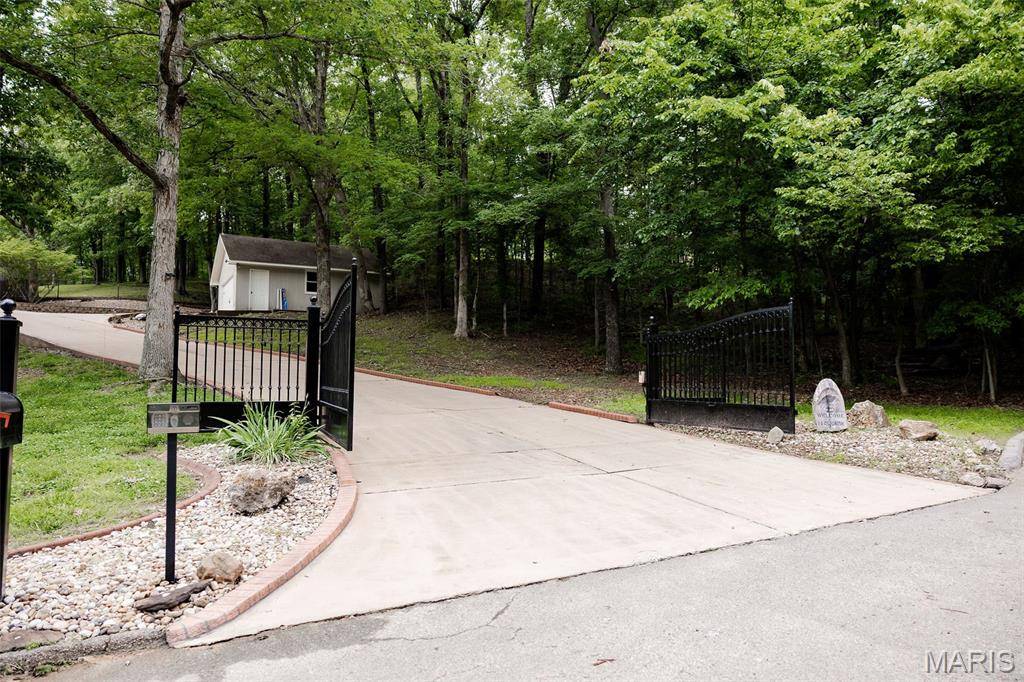 Cape Girardeau, MO 63701,11 Dumaine ST