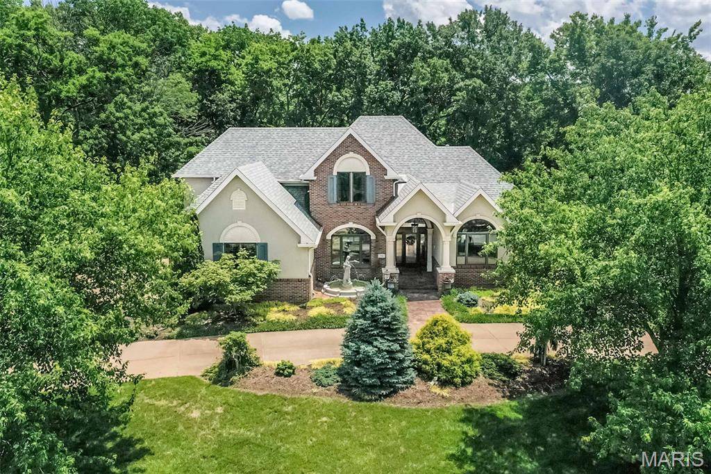 Fenton, MO 63026,718 River Hills DR