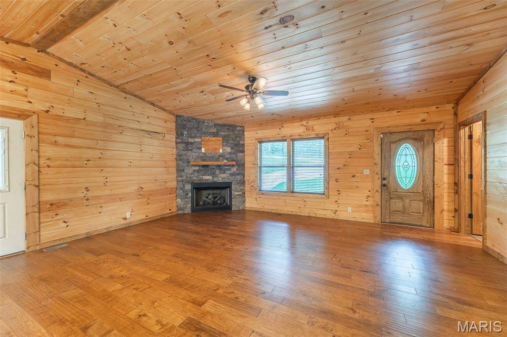 Van Buren, MO 63965,13 Sugar Rock RD