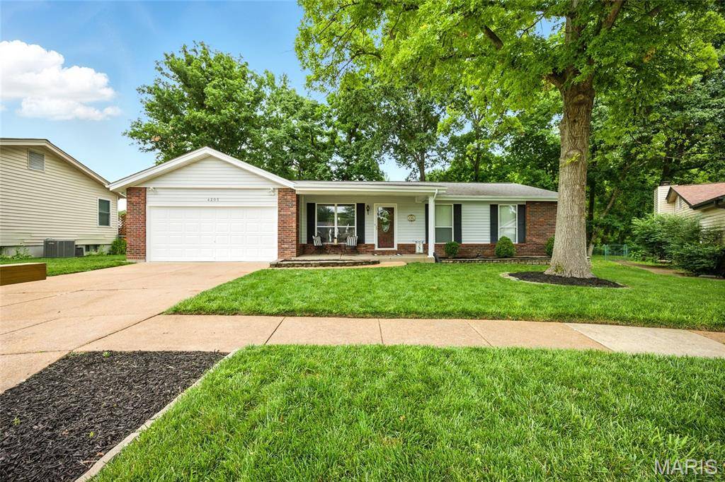 Oakville, MO 63129,4205 Meadowgreen Trails DR