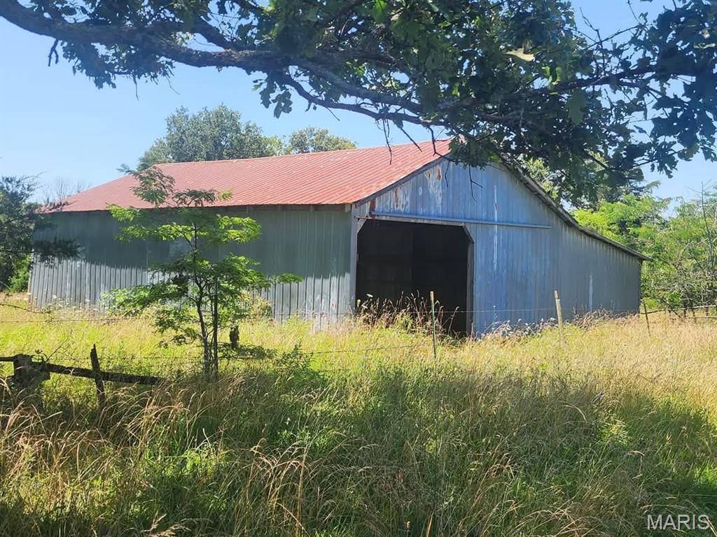 Elk Creek, MO 65483,16695 Lebanon RD