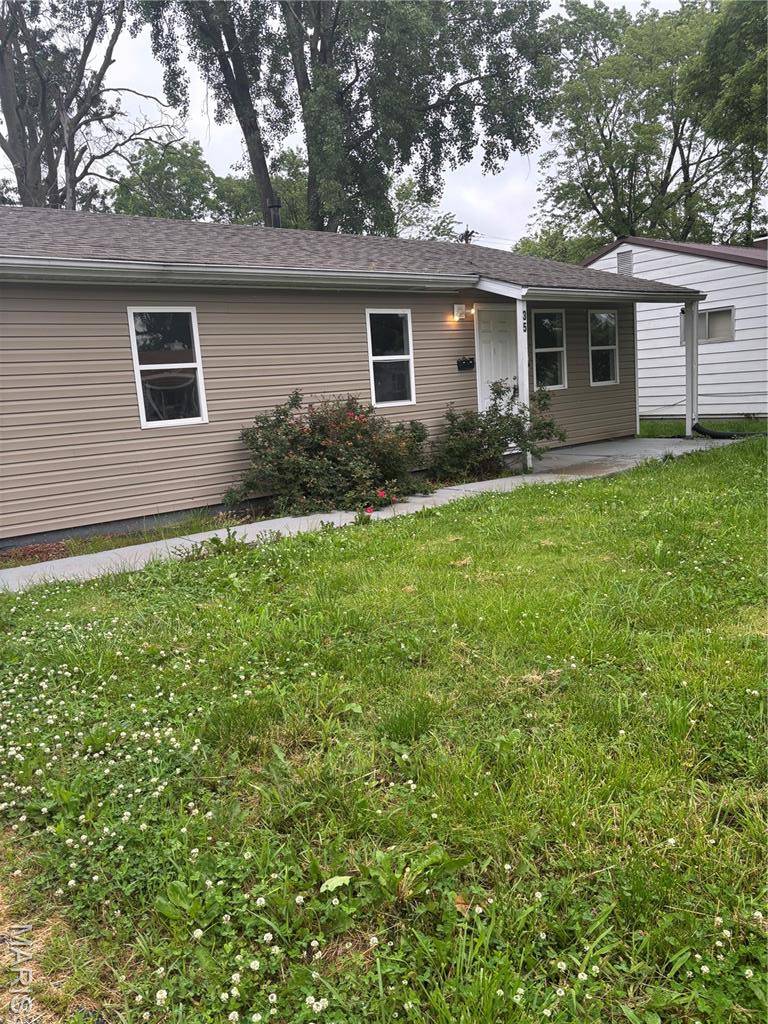 East St Louis, IL 62206,35 Saint Justin DR