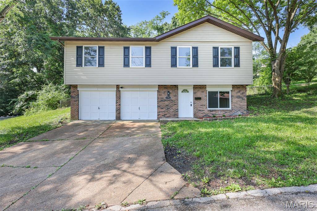MO 63012,1762 Burgess WAY