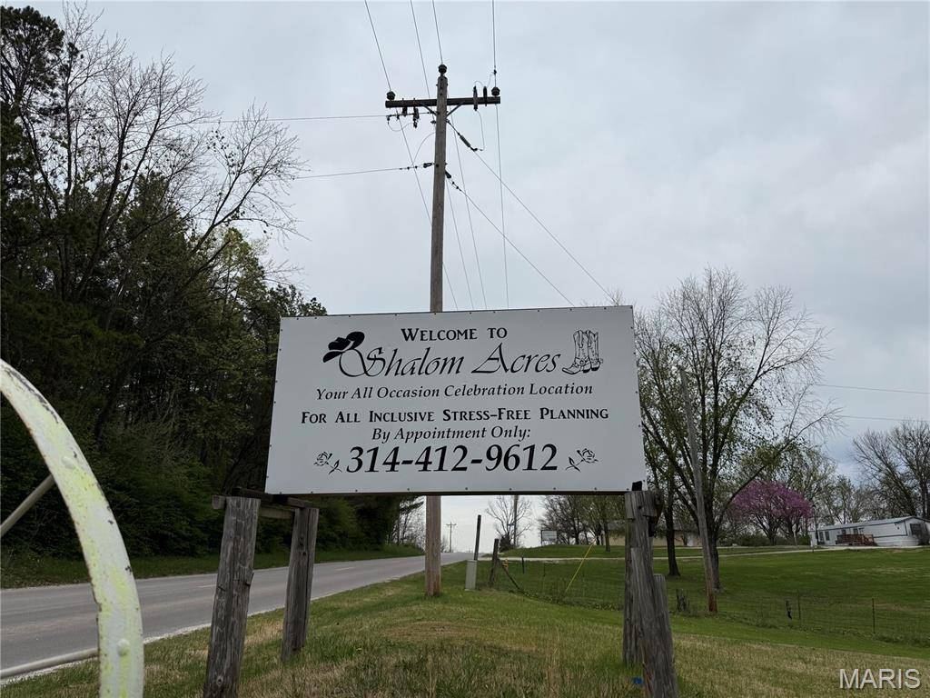 Winfield, MO 63389,480 N Lindsey RD