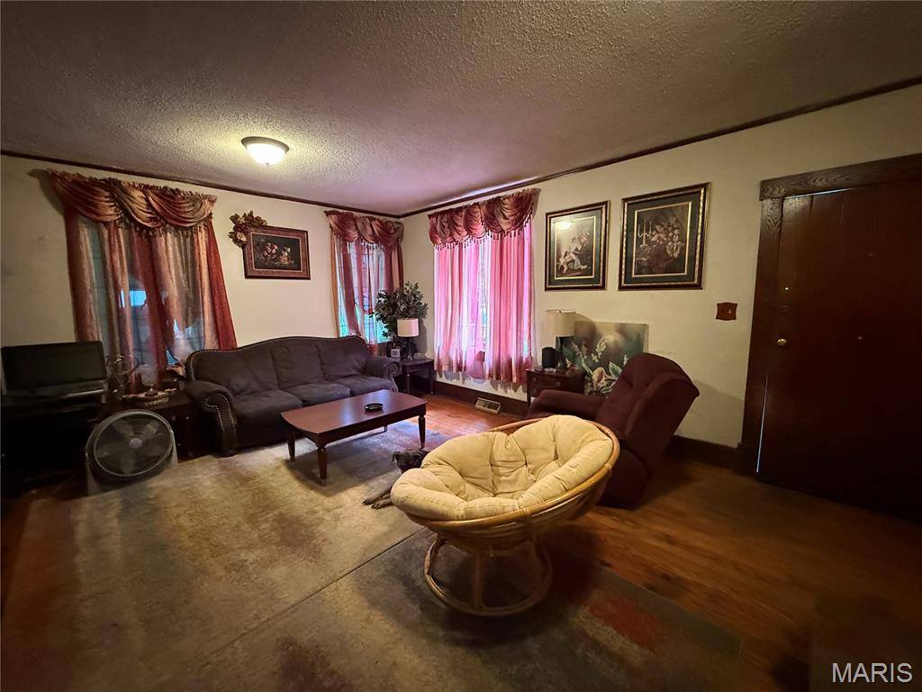 Marble Hill, MO 63764,102 Vine ST