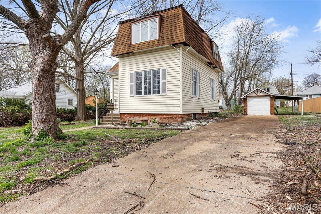 Belleville, IL 62226,107 N 36th ST