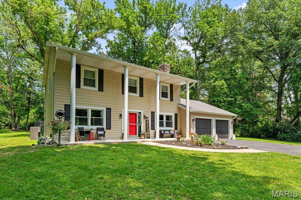 Belleville, IL 62220,24 Forest Gate DR