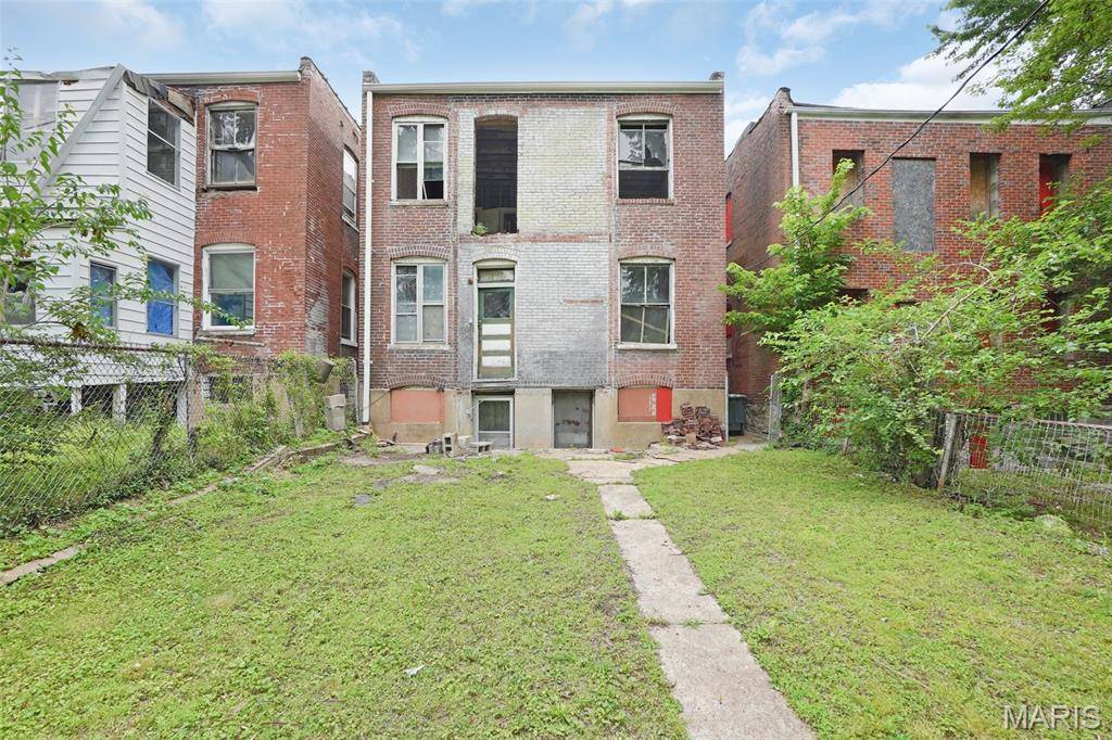 St Louis, MO 63112,5718 Etzel AVE