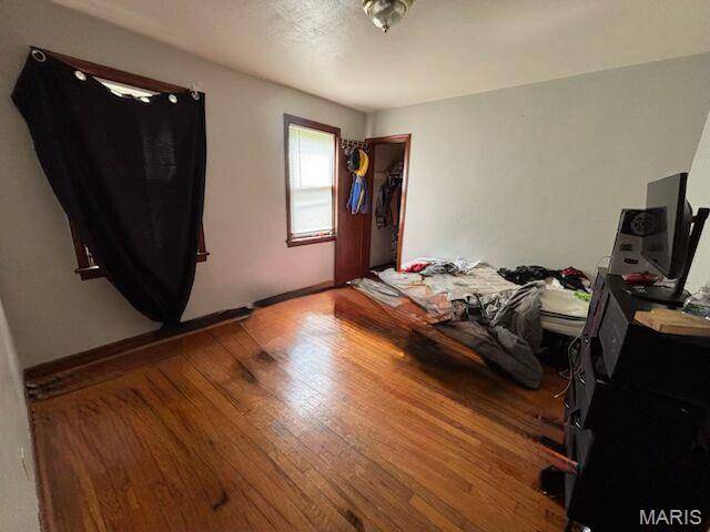 St Louis, MO 63121,8708 Kendale DR