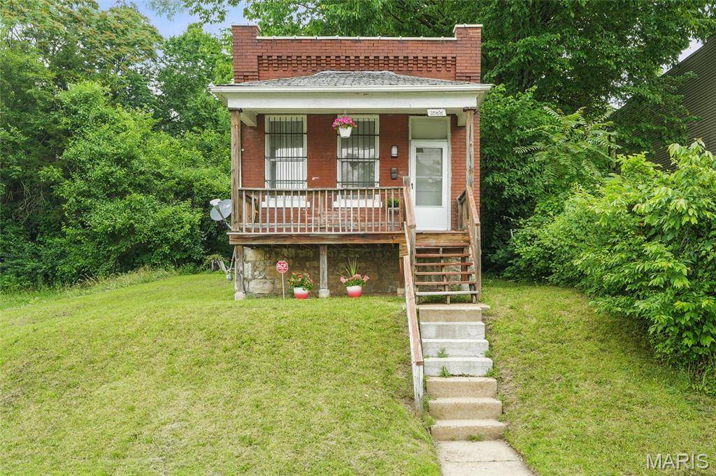St Louis, MO 63147,1055 Garth AVE