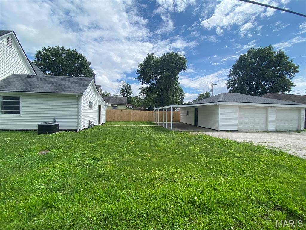 Staunton, IL 62088,841 N Franklin ST