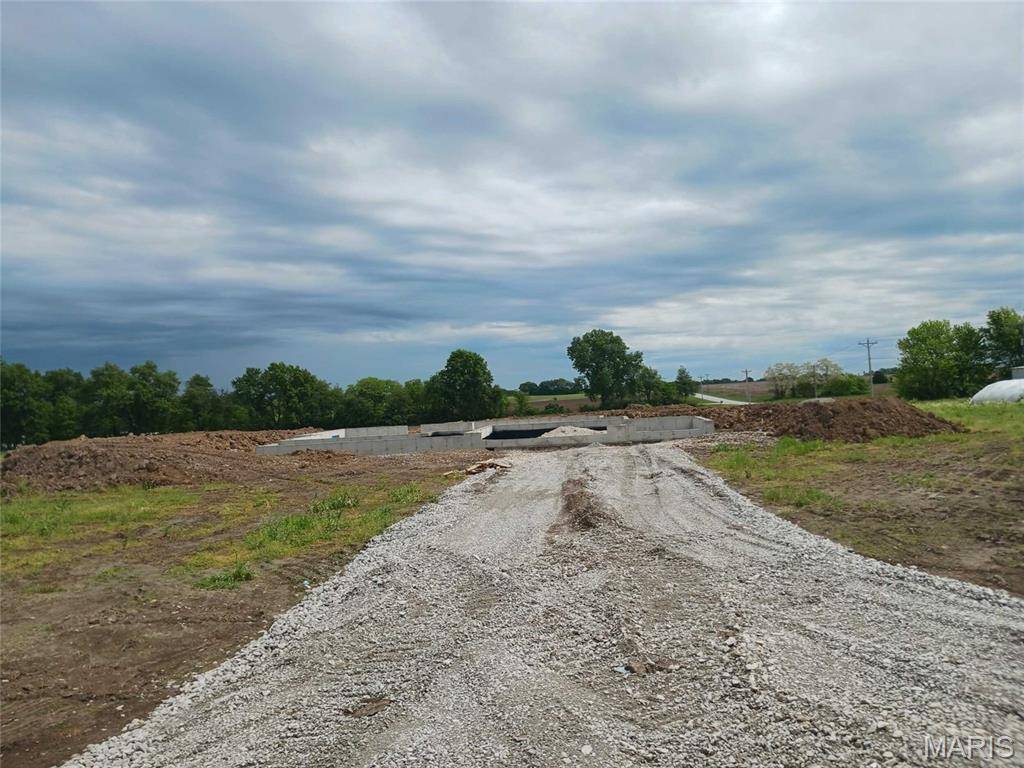 Silex, MO 63377,104 Tick Rd.