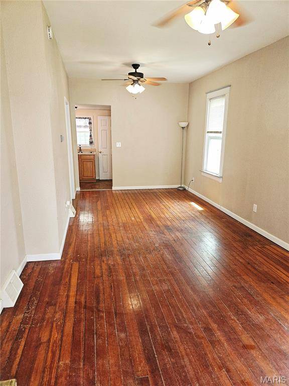 East Alton, IL 62024,223 Kingshighway