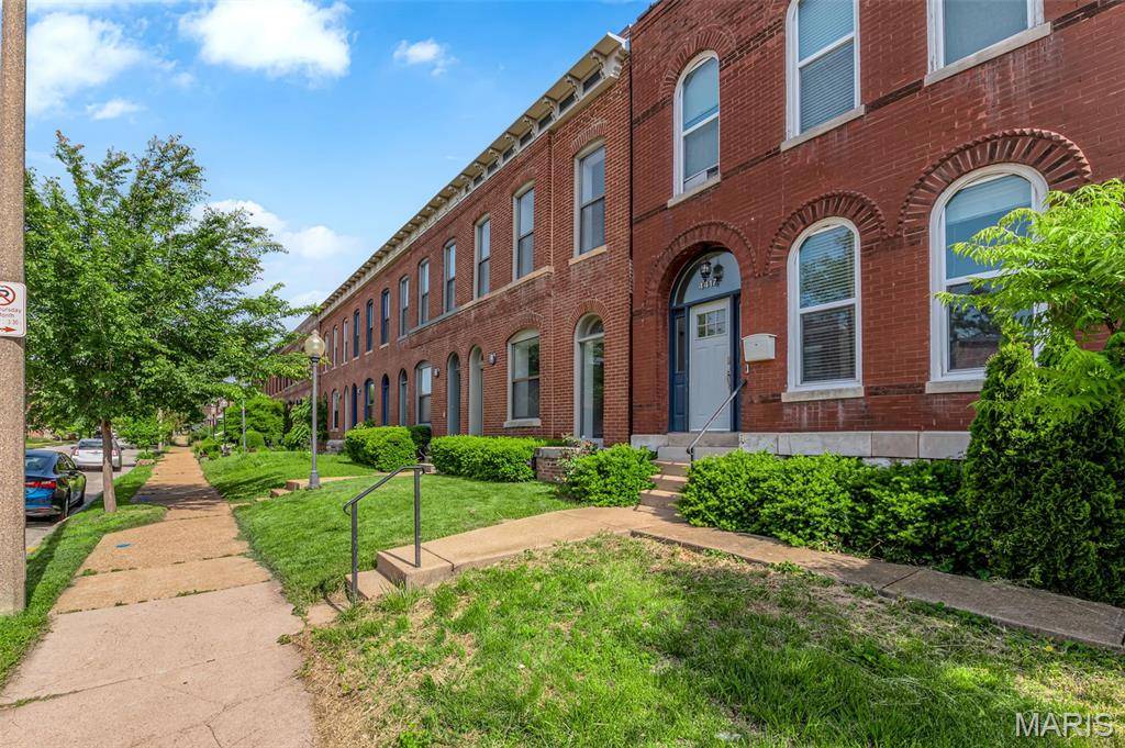 St Louis, MO 63110,4419 Oakland AVE