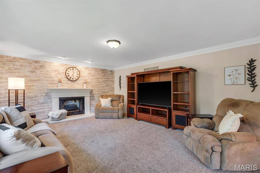 Imperial, MO 63052,6088 Brookview Heights DR