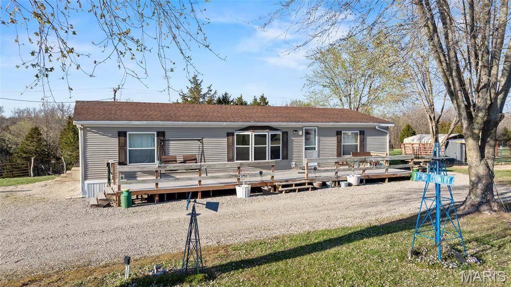 Conway, MO 65632,13449 Highway J