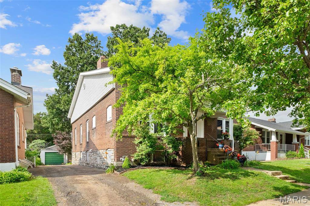 St Louis, MO 63109,4950 Eichelberger ST