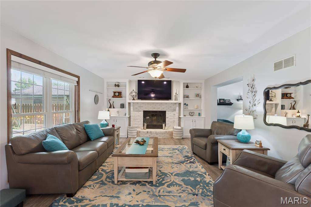 Belleville, IL 62226,232 Papillon DR
