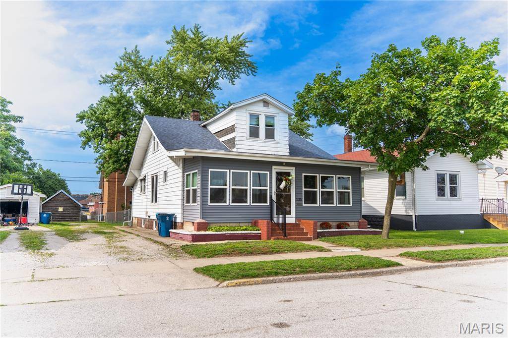 Wood River, IL 62095,535 E Acton AVE