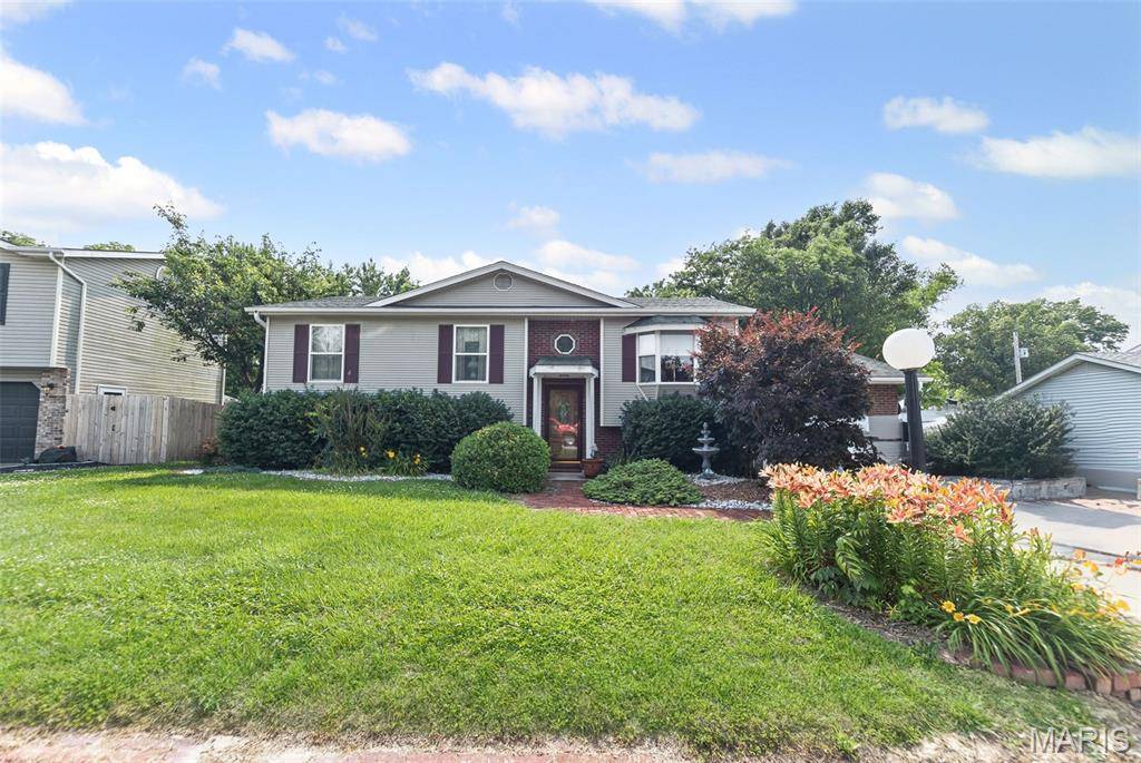 Godfrey, IL 62035,409 Saint John DR