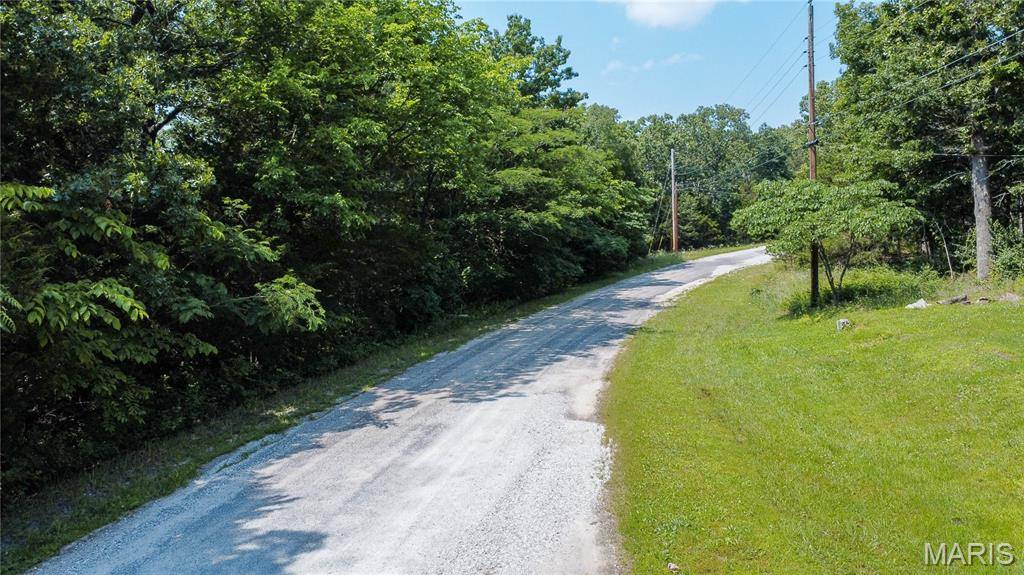Cuba, MO 65453,1119 Pawnee DR