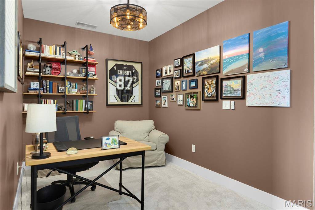 St Louis, MO 63108,4100 Forest Park AVE #322