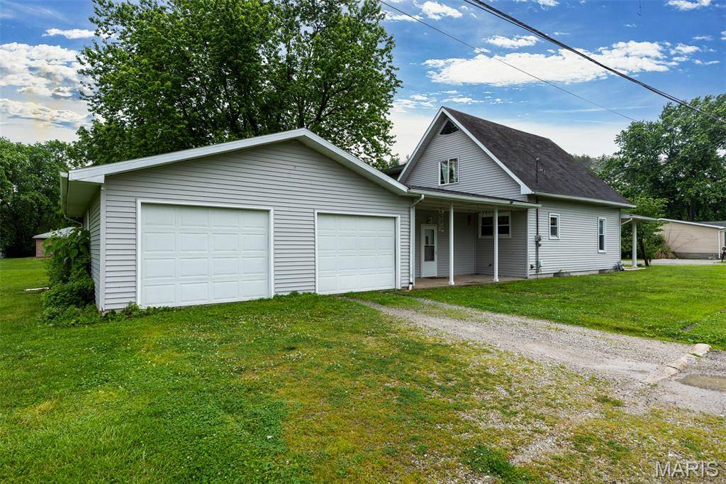 Gillespie, IL 62033,701 Olive ST