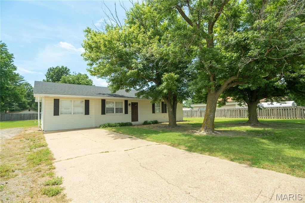 Malden, MO 63863,39665 Bernard RD