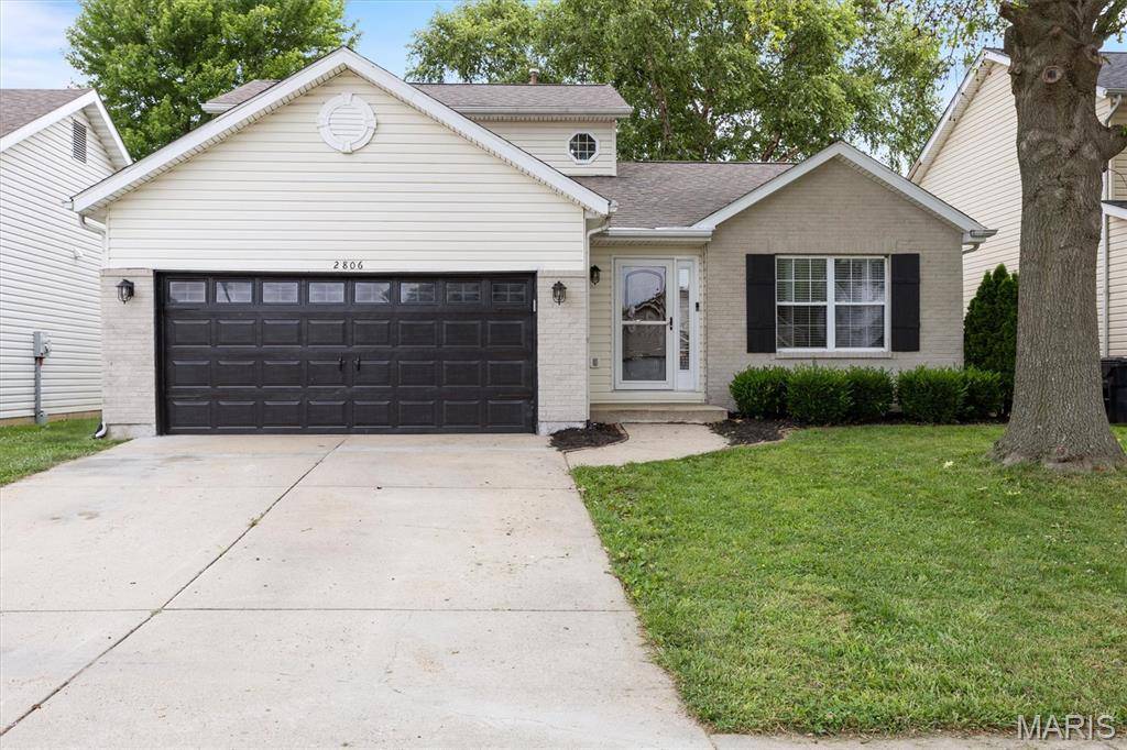 Belleville, IL 62221,2806 Brookmeadow DR
