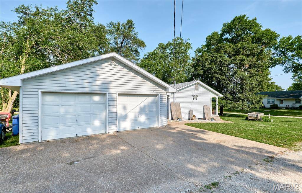 Old Monroe, MO 63369,115 Sycamore ST