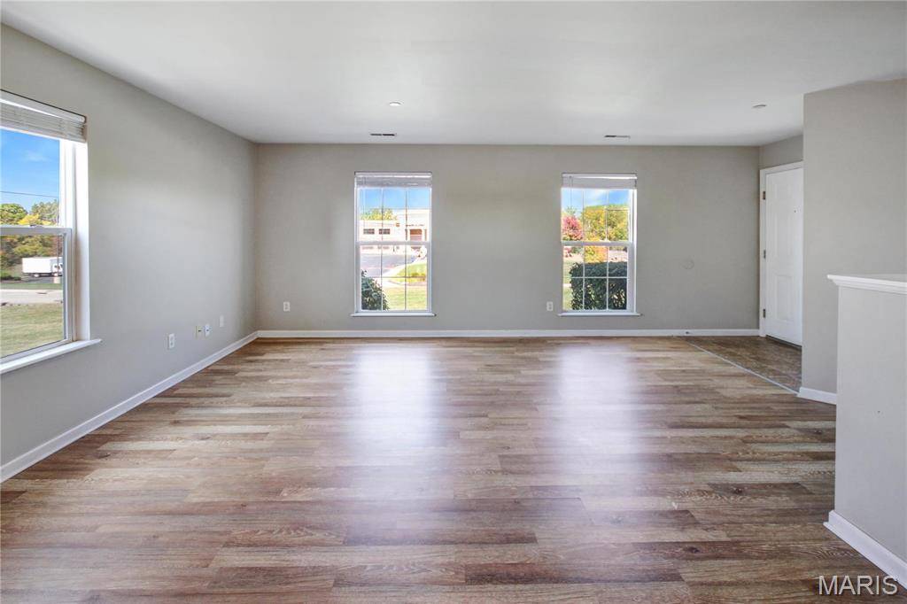 Dardenne Prairie, MO 63368,329 Stonewall Creek DR