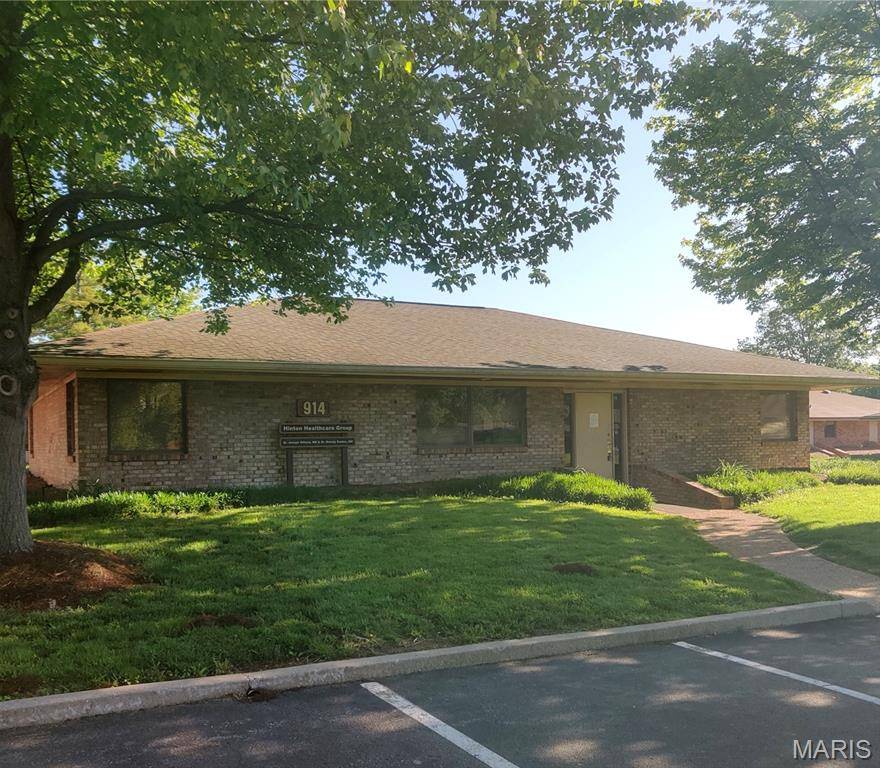 Belleville, IL 62223,2900 Frank Scott Pkwy #9