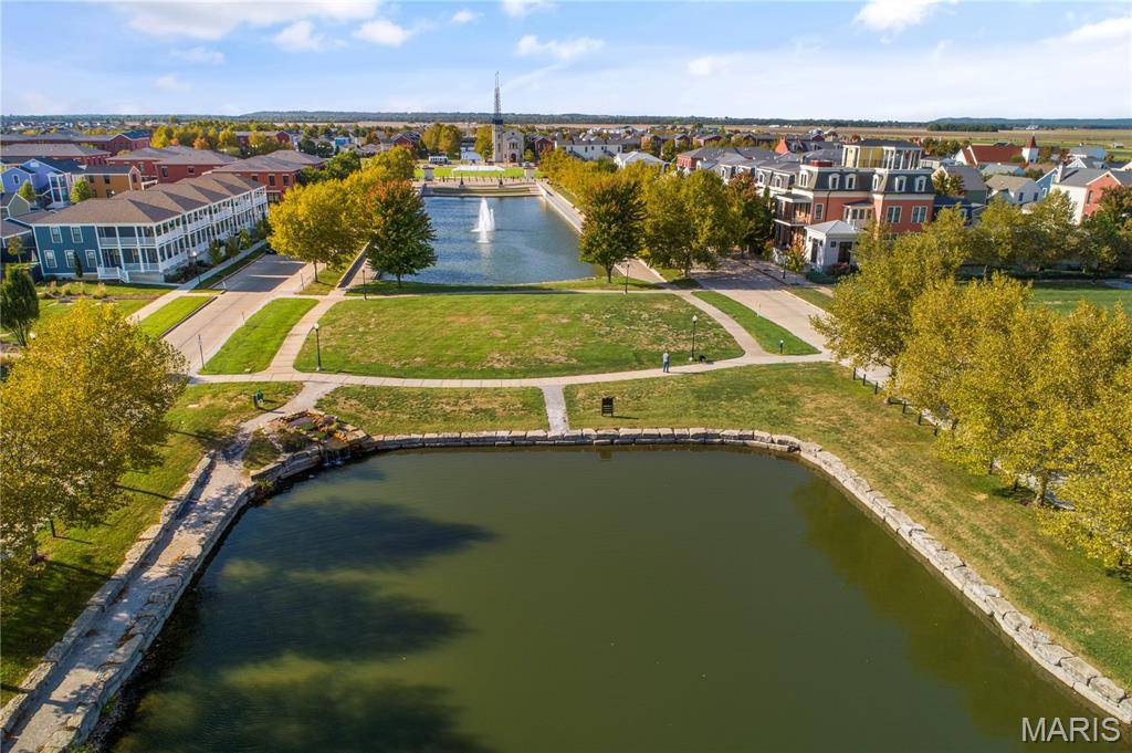 St Charles, MO 63301,3269 S Civic Green WAY