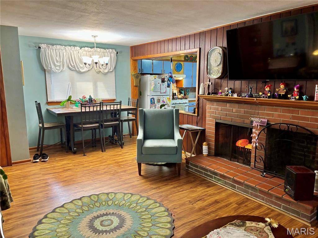 Alton, IL 62002,5661 Humbert RD