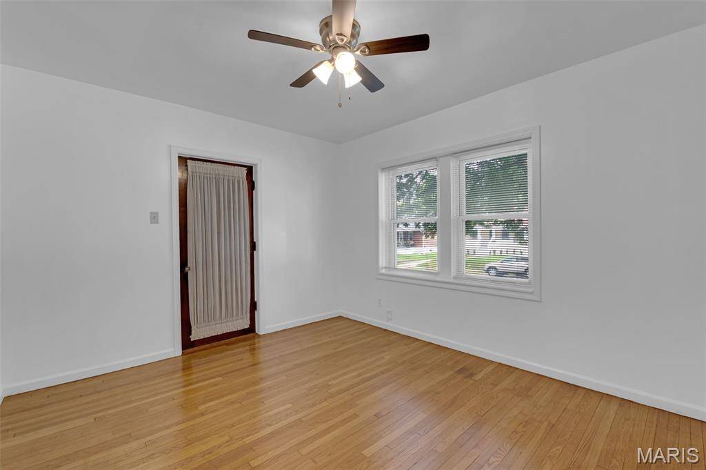 Overland, MO 63114,8838 Olden AVE