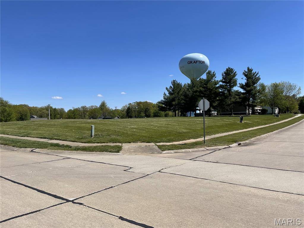 Grafton, IL 62037,116 Wren CT