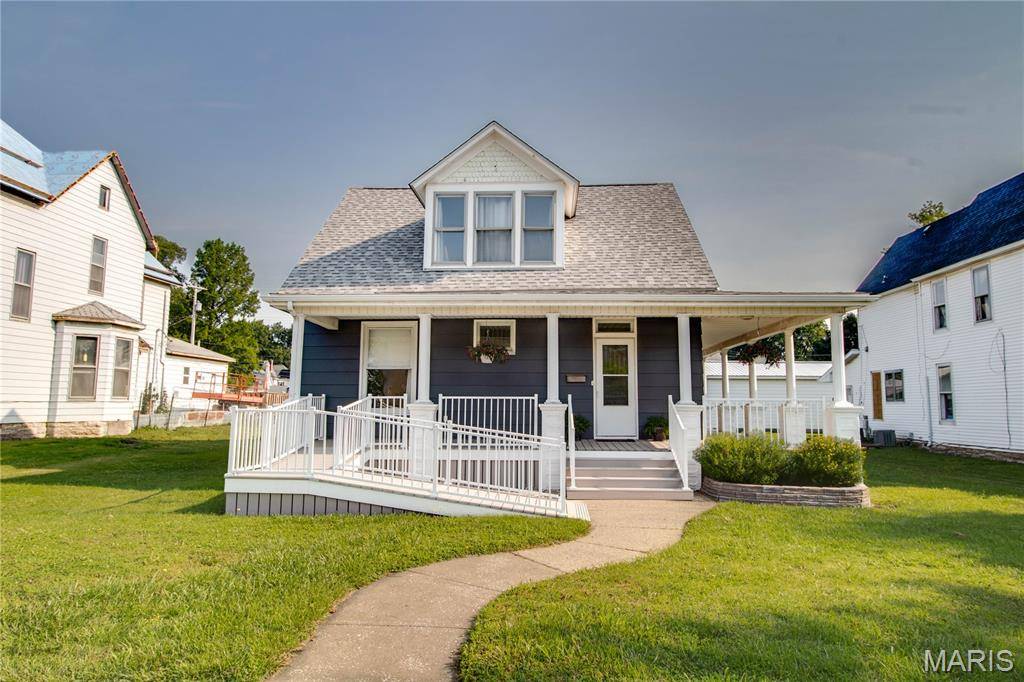 Carrollton, IL 62016,408 N N Main ST