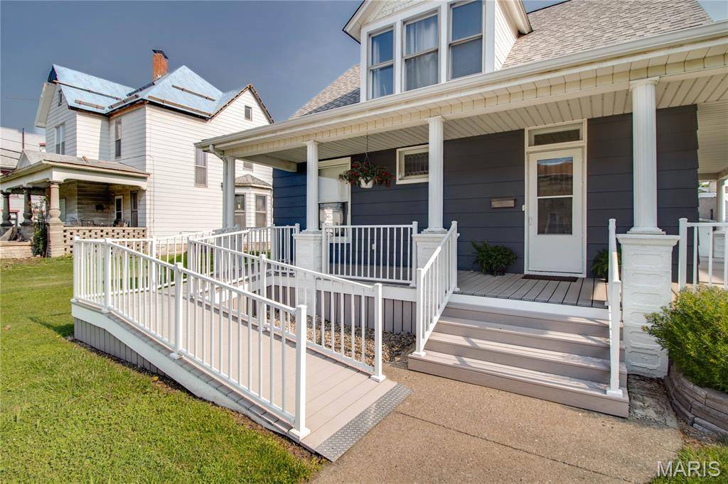 Carrollton, IL 62016,408 N N Main ST