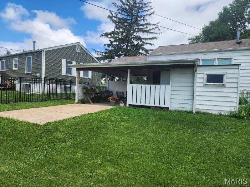 St Louis, MO 63126,11018 Golf Crest DR