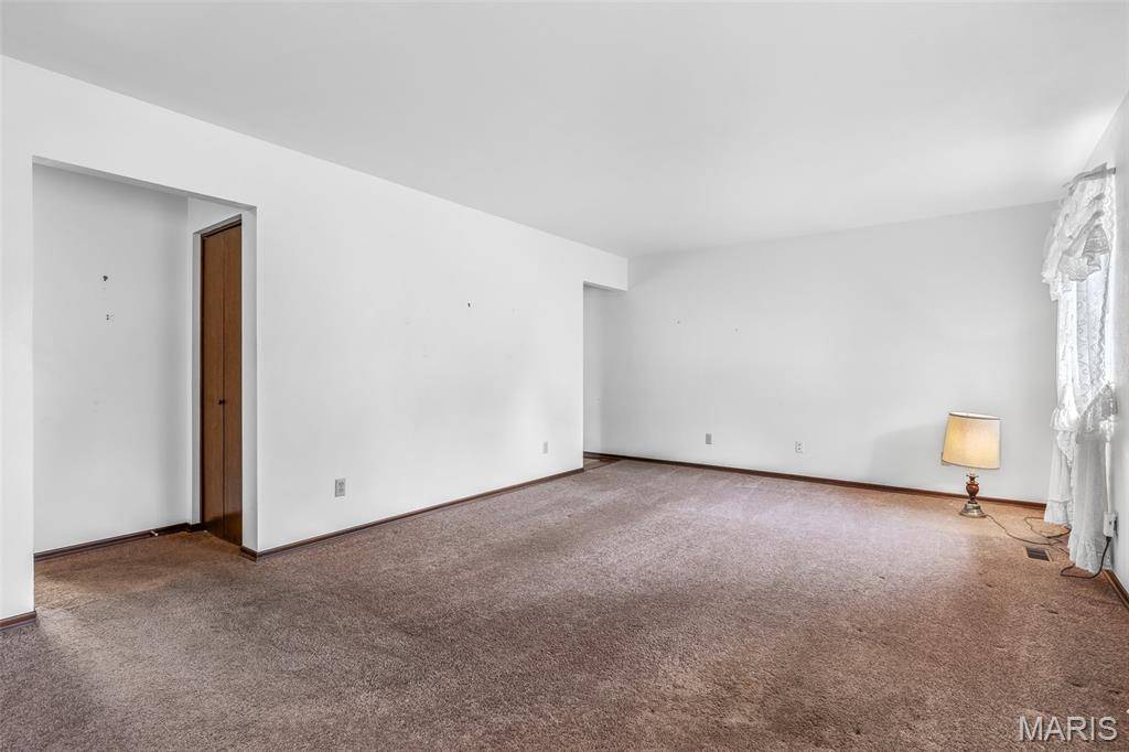 Arnold, MO 63010,2844 Deborah Ann DR