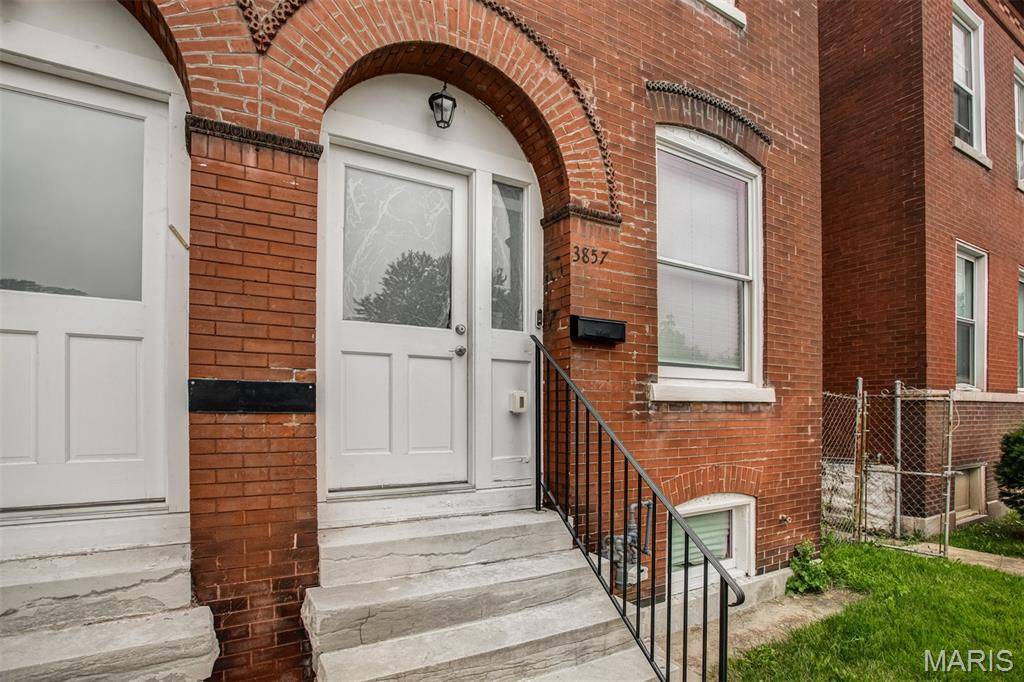 St Louis, MO 63118,3857 Virginia AVE