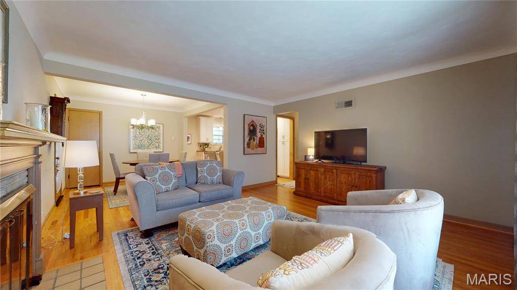 Rock Hill, MO 63144,9334 Litzsinger RD
