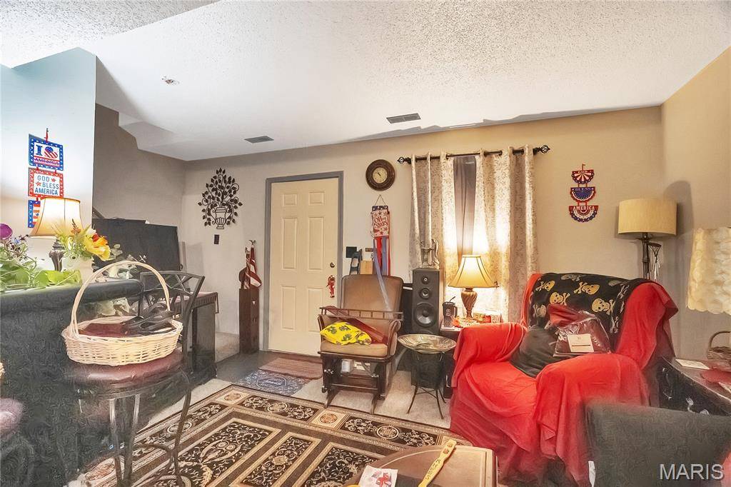 Imperial, MO 63052,5226 Chippendale LN