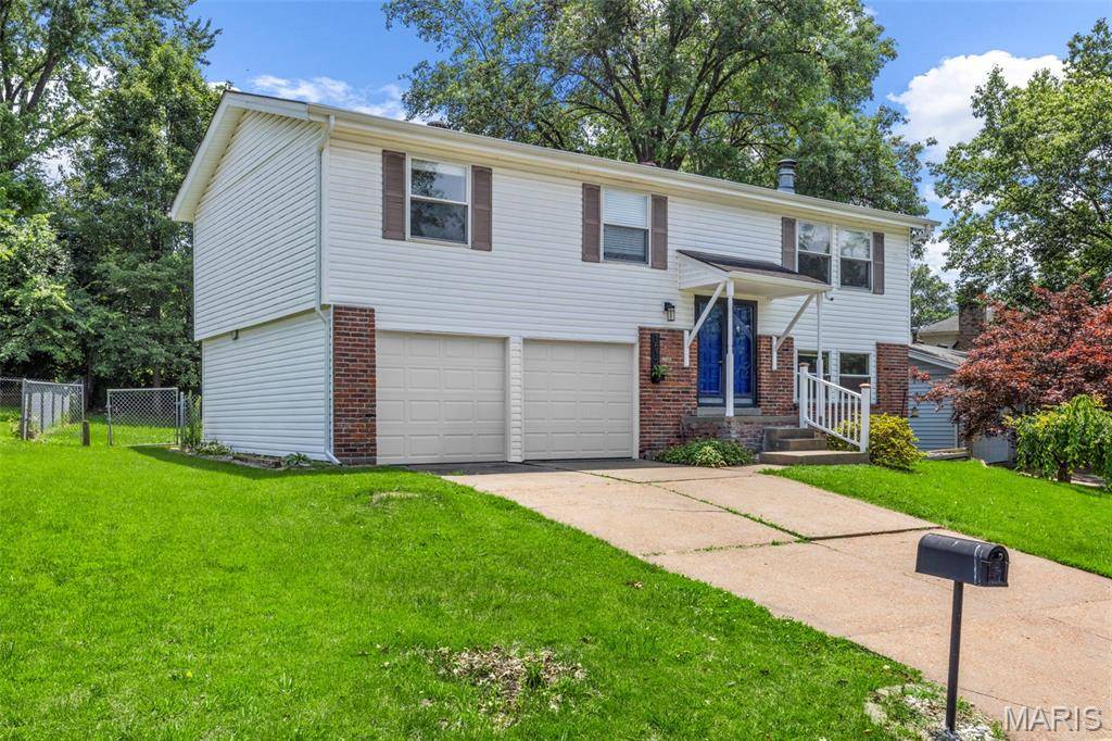 St Charles, MO 63303,1512 Shadow Wood DR