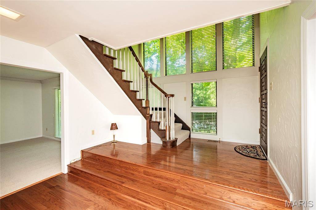 Des Peres, MO 63131,12827 Huntercreek RD