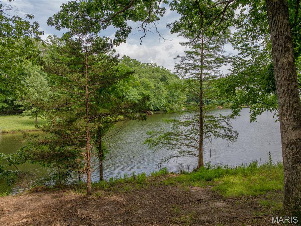 Innsbrook, MO 63390,463 Foxfire Crossing DR