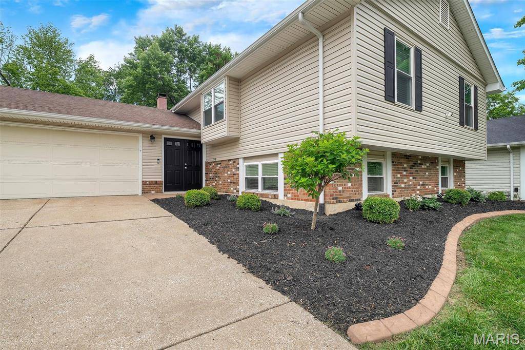 St Peters, MO 63376,713 Greenridge LN