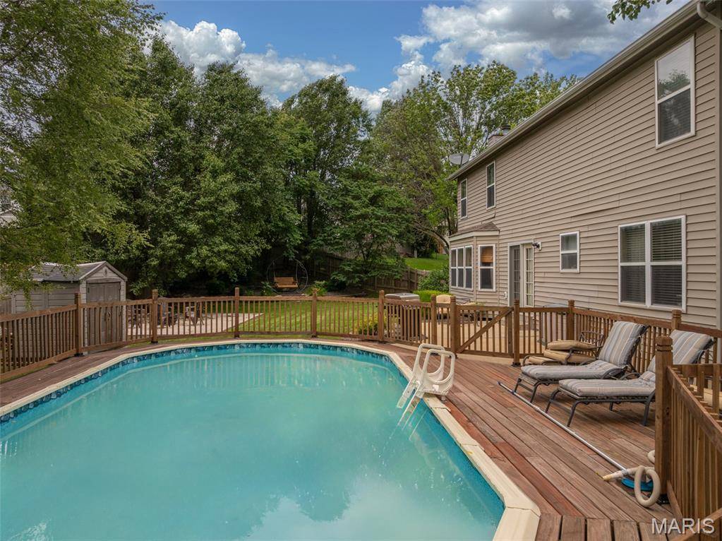 St Peters, MO 63376,4 Green Circle CT